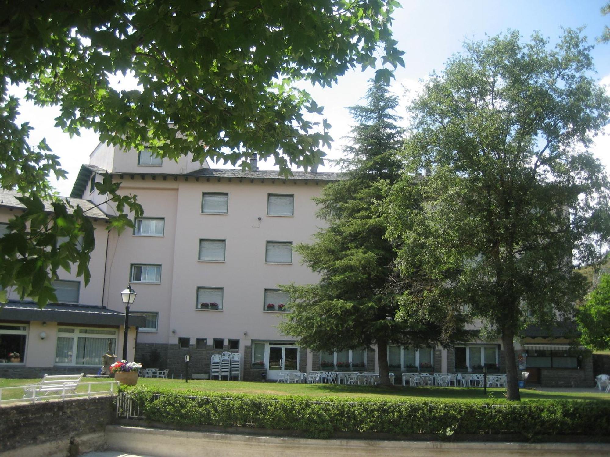 Hotel La Pardina Sabiñánigo Kültér fotó